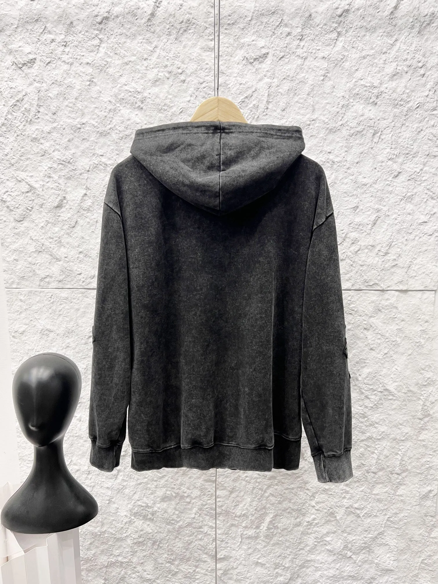 chrome hearts 。 ： ， ， 、Genuine Leather ， ： ， （ ） ： （ ） ： ， / 、 。 Black， PU ， ， ， 。 ： Black Sizes：S-2XL （ ）